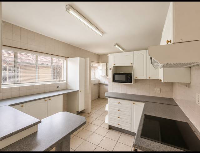 3 BEDROOM TOWNHOUSE FOR SALE IN THREE RIVERS